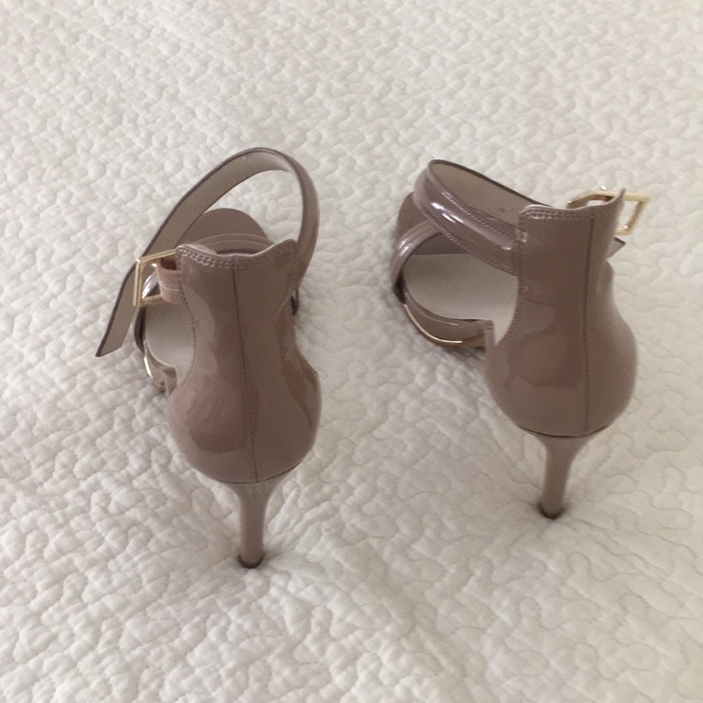 Shoes - Picture 2 of 6